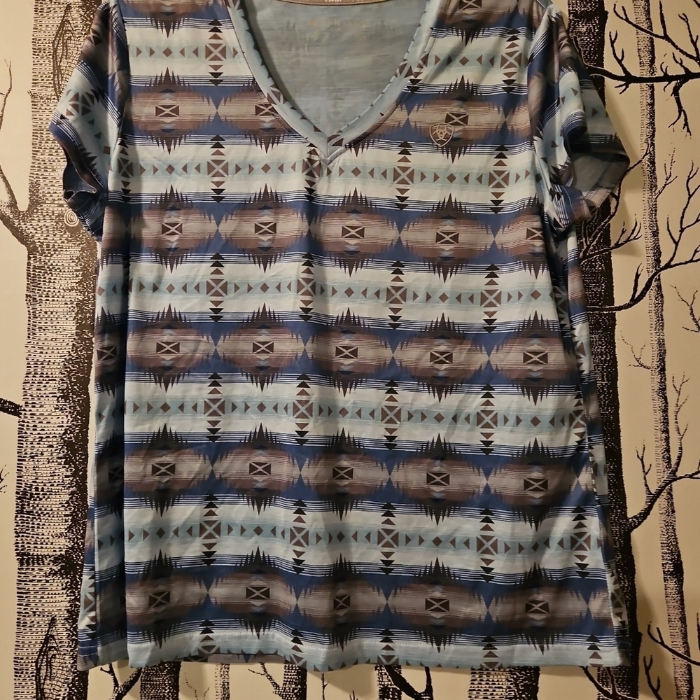 Ariat Blue and Gray Geometric V-Neck Tee